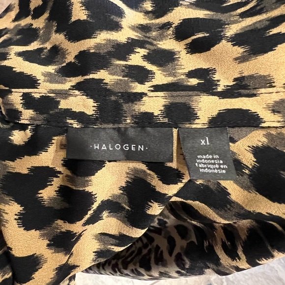 Halogen Women's Leopard Animal Print Blouse Shirt Hidden Front Buttons X1. - Picture 6 of 8